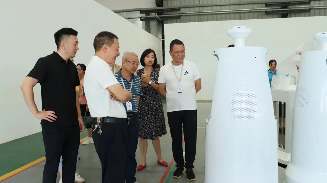 消毒機器人測試與調(diào)試圖片展示 消毒機器人測試與調(diào)試圖片展示